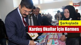 Lise Öğrencilerinden Kermes