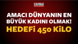 Amacı Dünyanın En Büyük Kadını Olmak. Sevgilisini Elleriyle Besliyor