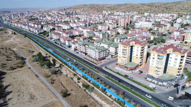 Bisiklet Yolu ve Çevresindeki Yenileme Çalışmaları Devam Ediyor