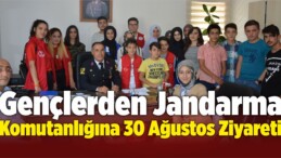 Gençlerden Jandarma Komutanlığına 30 Ağustos Ziyareti