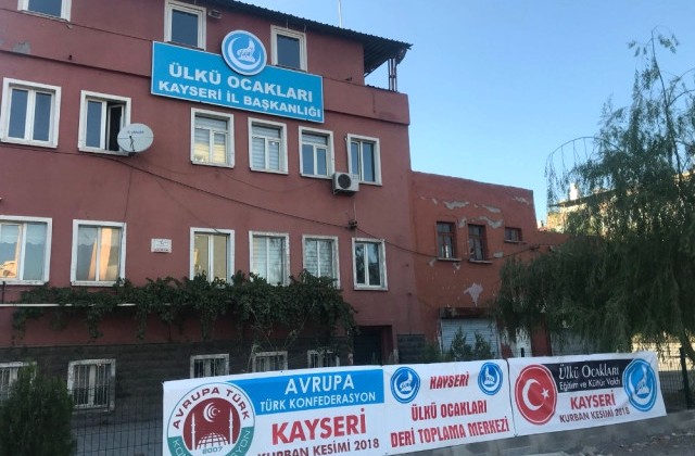 Ülkü Ocakları Kayseri İl Başkanlığı 100 Kurban Kesti