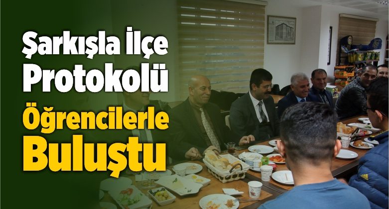 Şarkışla İlçe Protokolü Öğrencilerle Buluştu