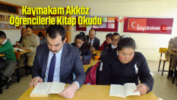 Kaymakam Akköz Öğrencilerle Kitap Okudu