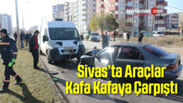 Araçlar Kafa Kafaya Çarpıştı! 2 Kişi Yaralandı