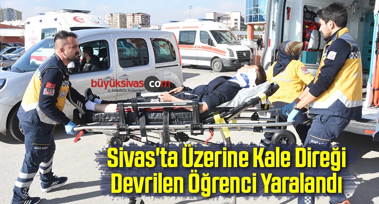 Sivas’ta Üzerine Hentbol Kale Direği Devrilen Öğrenci Yaralandı