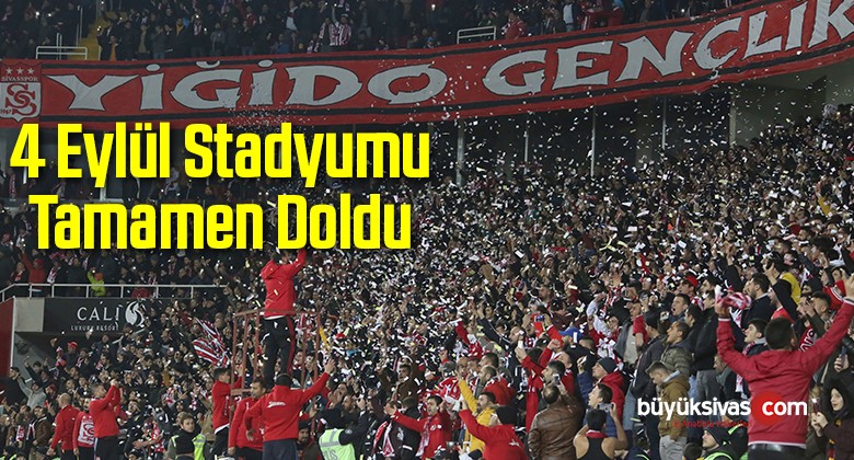 4 Eylül Stadyumu Tamamen Doldu