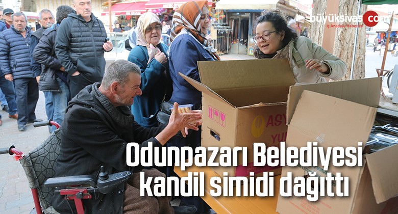 Odunpazarı Belediyesi kandil simidi dağıttı