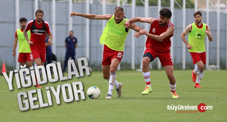 Sivasspor’da Denizlispor mesaisi sürüyor