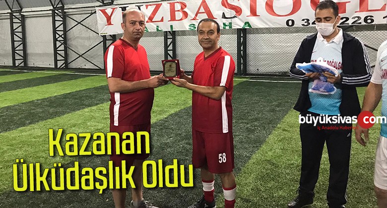 Kazanan Ülküdaşlık Oldu