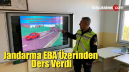 Jandarma EBA üzerinden ders verdi