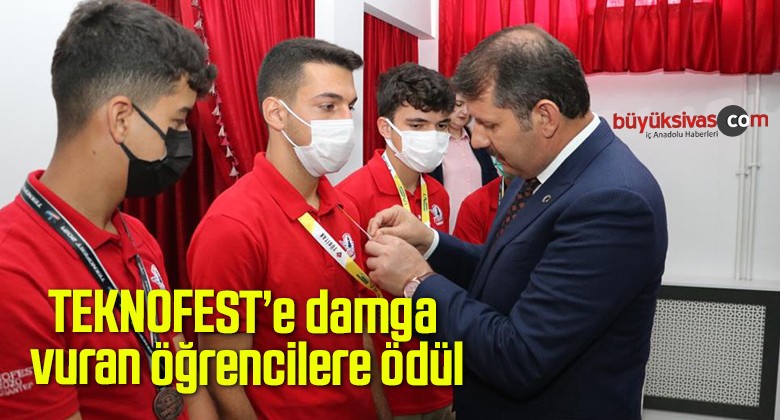 TEKNOFEST’e damga vuran öğrencilere ödül