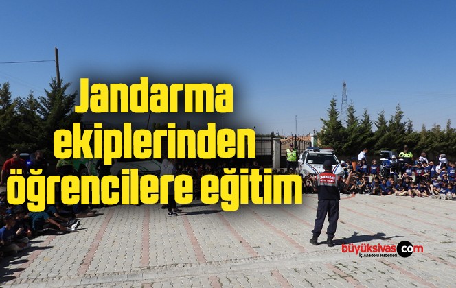 Jandarma ekiplerinden öğrencilere eğitim