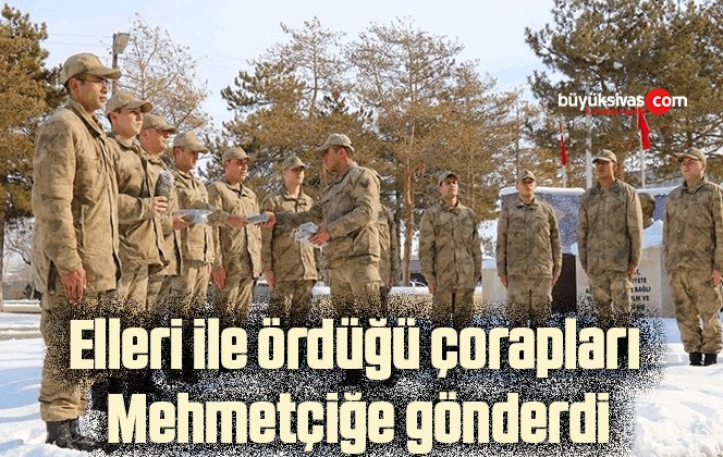 Elleri ile ördüğü çorapları Mehmetçiğe gönderdi