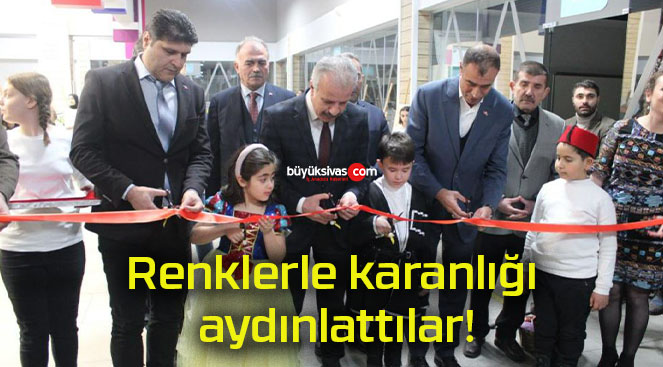 Renklerle karanlığı aydınlattılar!