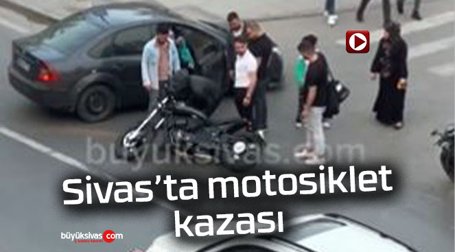 Sivas’ta trafik kazası! Motosiklet devrildi…