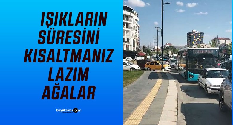 Halilrıfatpaşa Köprülü Kavşağı’ndaki Trafik Işıkları Sürücüleri Çileden Çıkarıyor