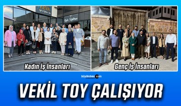 Sivas Milletvekili Rukiye Toy kadın ve genç iş insanları ile bir arada