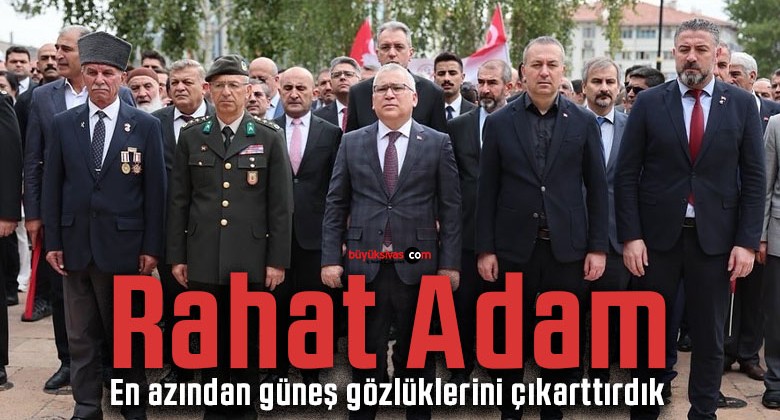 Başkan Uzun Nerde Ne Yapacak Bilmiyor! Şimdi de Kravat Takmadı