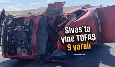 Fiat Tofaş marka otomobil kağıt gibi buruştu: 9 yaralı