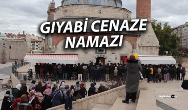 Sivas Kale Camii’nde Şehit Yahya Sinvar İçin Gıyabi Cenaze Namazı Kılındı