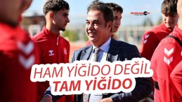 Cumhuriyet Üniversitesi Rektörü Ahmet Şengönül’den Sivasspor’a Destek