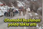 Otomobil buzlanan yolda takla attı