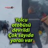 Yolcu otobüsü devrildi: Çok sayıda yaralı var